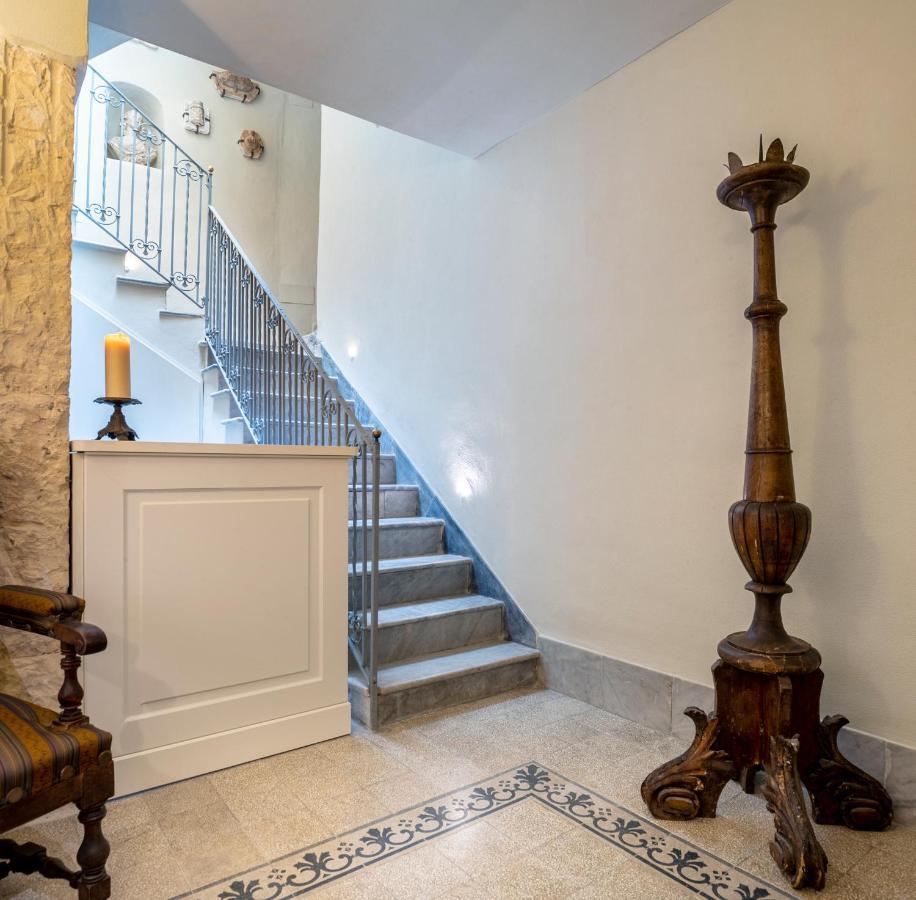 Casa Modica - Luxury Rooms Noto Buitenkant foto