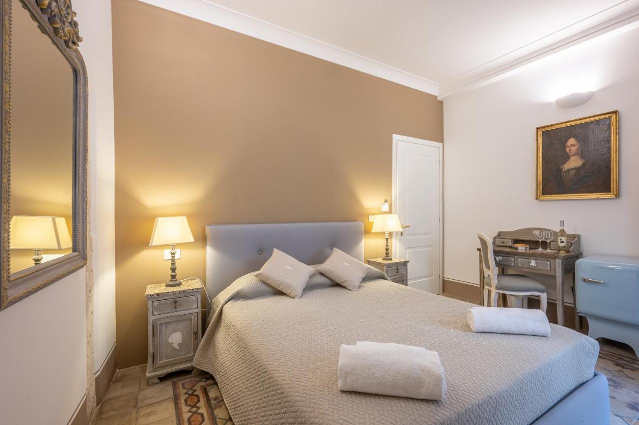 Casa Modica - Luxury Rooms Noto Buitenkant foto