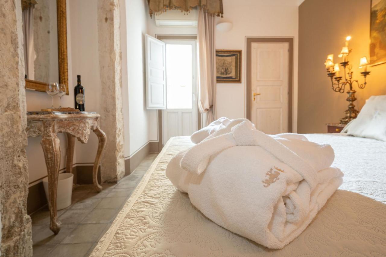 Casa Modica - Luxury Rooms Noto Buitenkant foto